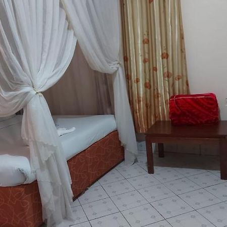 Viewers Park Hotel Naivasha Εξωτερικό φωτογραφία